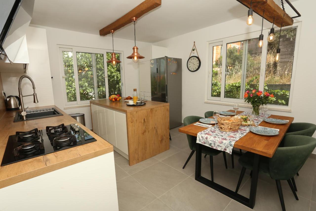 Apartman Luce Trogir Buitenkant foto