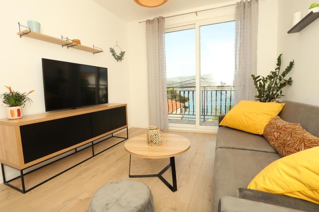 Apartman Luce Trogir Buitenkant foto